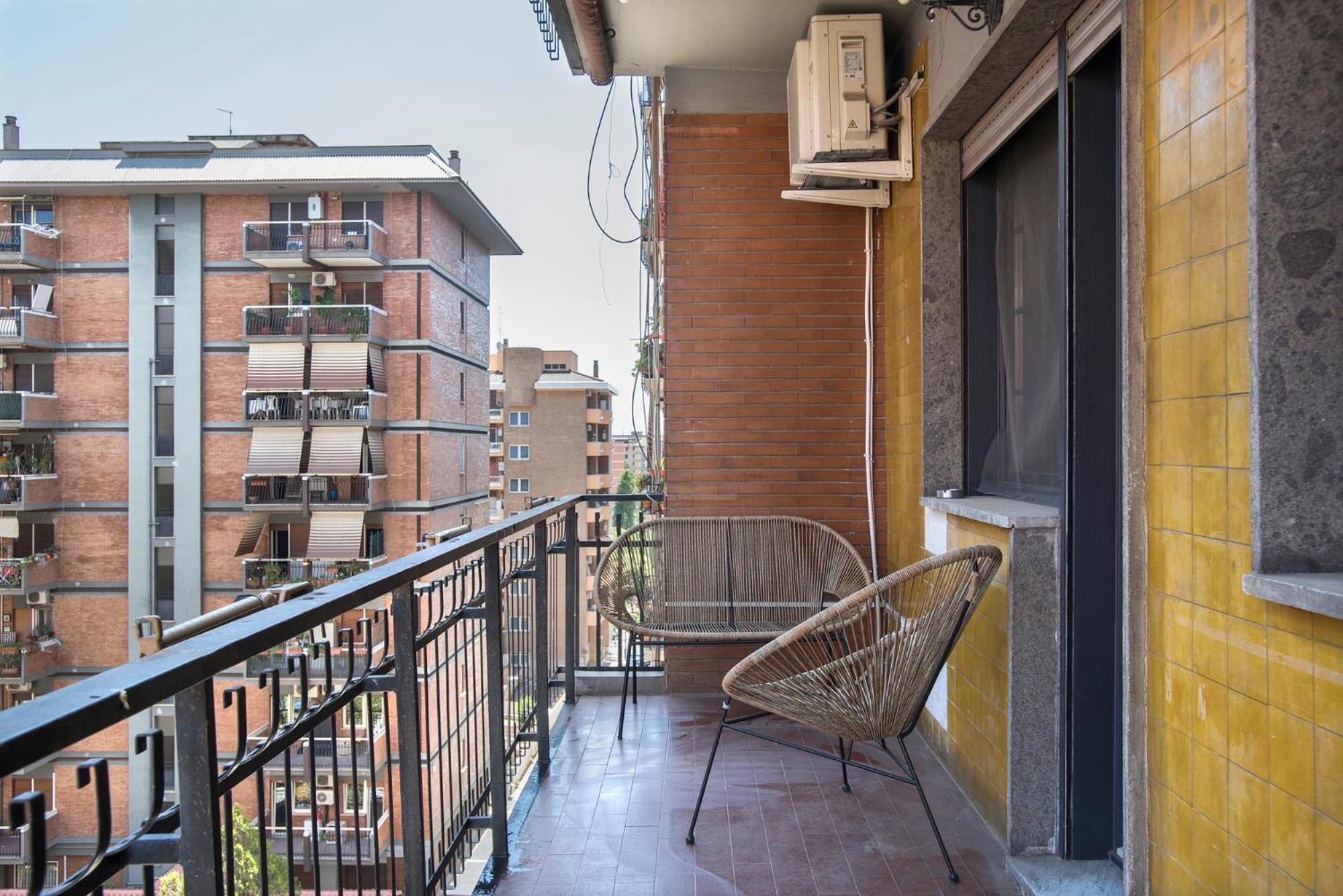 Open Space Design - Portuense Apartment *